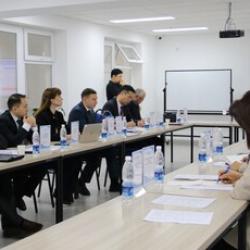 В АГУПКР прошла встреча ректоров вузов КР с особым статусом для обсуждения перспектив создания эндаумент-фондов