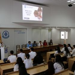 1 – сентябрда билим күнүнө арналган иш чара болуп өттү