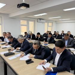 ЖЕРГИЛИКТҮҮ МАМЛЕКЕТТИК АДМИНИСТРАЦИЯ БАШЧЫЛАРЫ – АКИМДЕРИ ҮЧҮН КВАЛИФИКАЦИЯНЫ ЖОГОРУЛАТУУ КУРСТАРЫ (13-апрель)