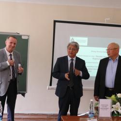  КРПМБАда “Кыргыз Республикасында мамлекеттик башкарууну талдоо”  темасында конок лекция өткөрүлдү