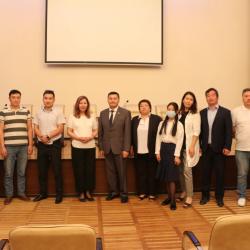 АГУПКР совместно  с Ассоциацией выпускников Академии провела семинар на тему:  «Кадровая политика КР»