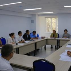 2025-жылдын 10-сентябрында Академиянын Окумуштуулар кеңешинин биринчи отуруму болуп өттү