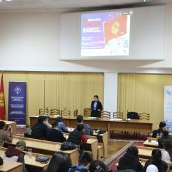 АГУПКР им. Ж.Абдрахманова совместно с Конгрессом молодежи и Объединенной молодежной организацией провели турнир по дебатам