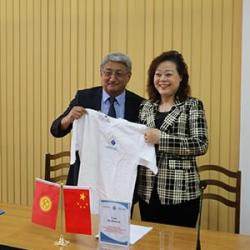 АГУПКР состоялась гостевая лекция Чрезвычайного и Полномочного Посла КНР в Кыргызской Республике госпожи Ду Дэвэнь